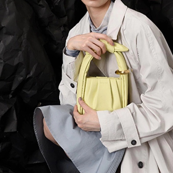 RARE! Songmont - Small Wonton Bag Yellow - Picture 3 of 10